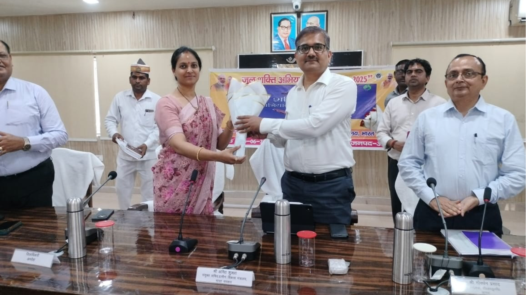 जल जीवन मिशन और जल शक्ति अभियान की प्रगति की समीक्षा safar news जल जीवन मिशन