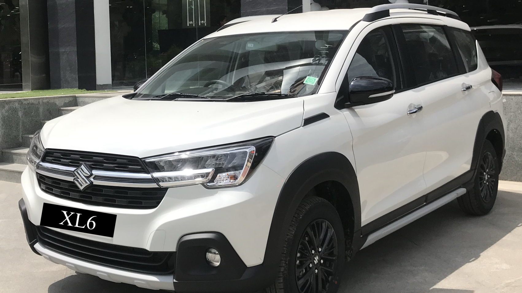 Nexa XL6: स्टाइलिश MPV, लुक के दीवाने हुए लोग safar news Nexa XL6